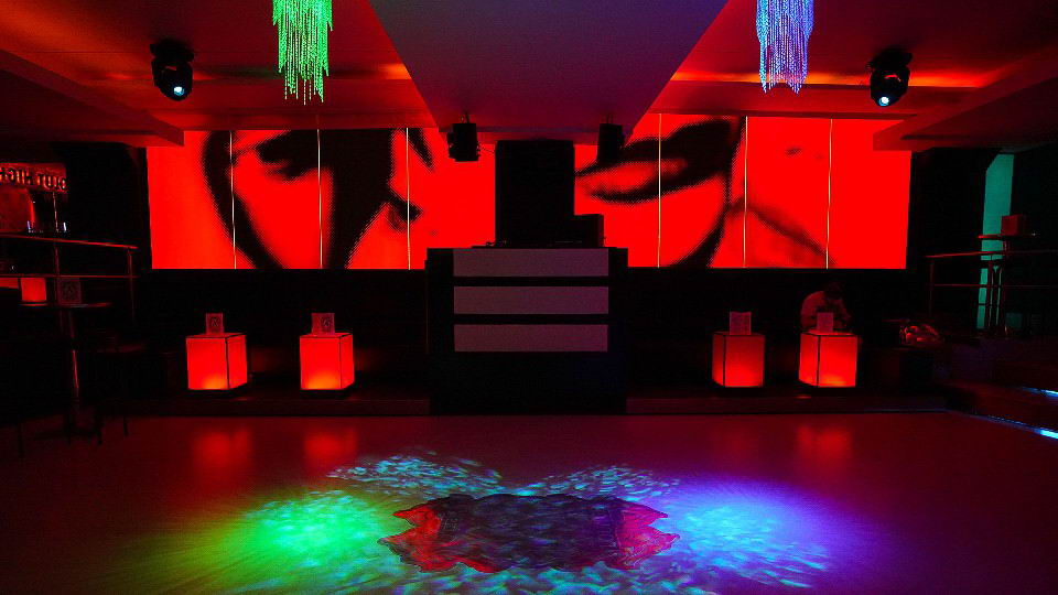 A-Lounge DJ-Booth
