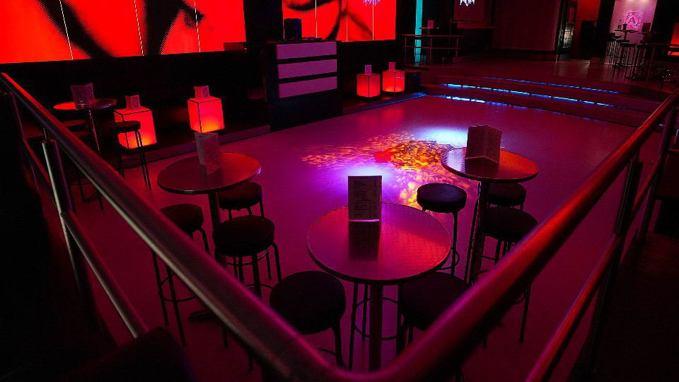 A-Lounge Dancefloor Backside